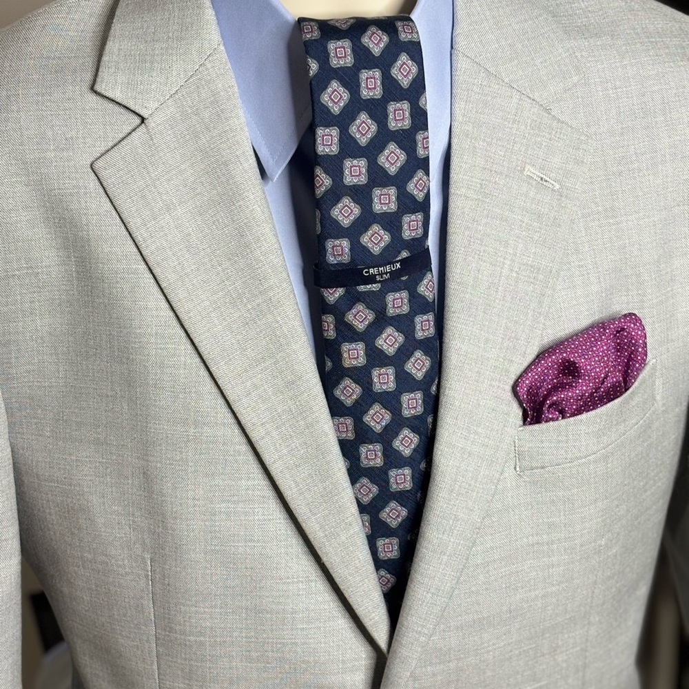 NEW- Daniel Cremieux Navy and Purple Patterned Slim Tie - Picture 5 of 5